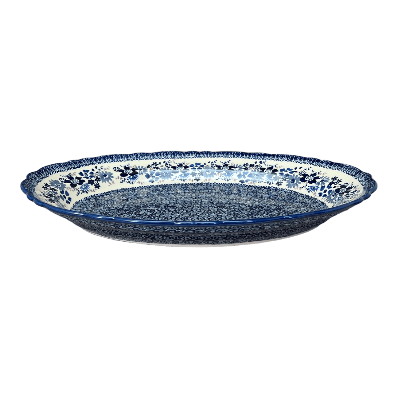 Platter, Oval, Scalloped, 16.75" x 12.25" Large, Manufaktura (P165)