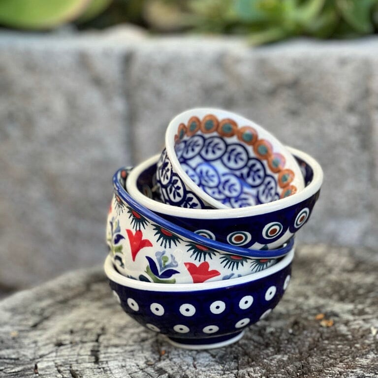 Bowl, Round, 4.5" in "Scandinavian Scarlet" by Manufaktura | M082U-P295