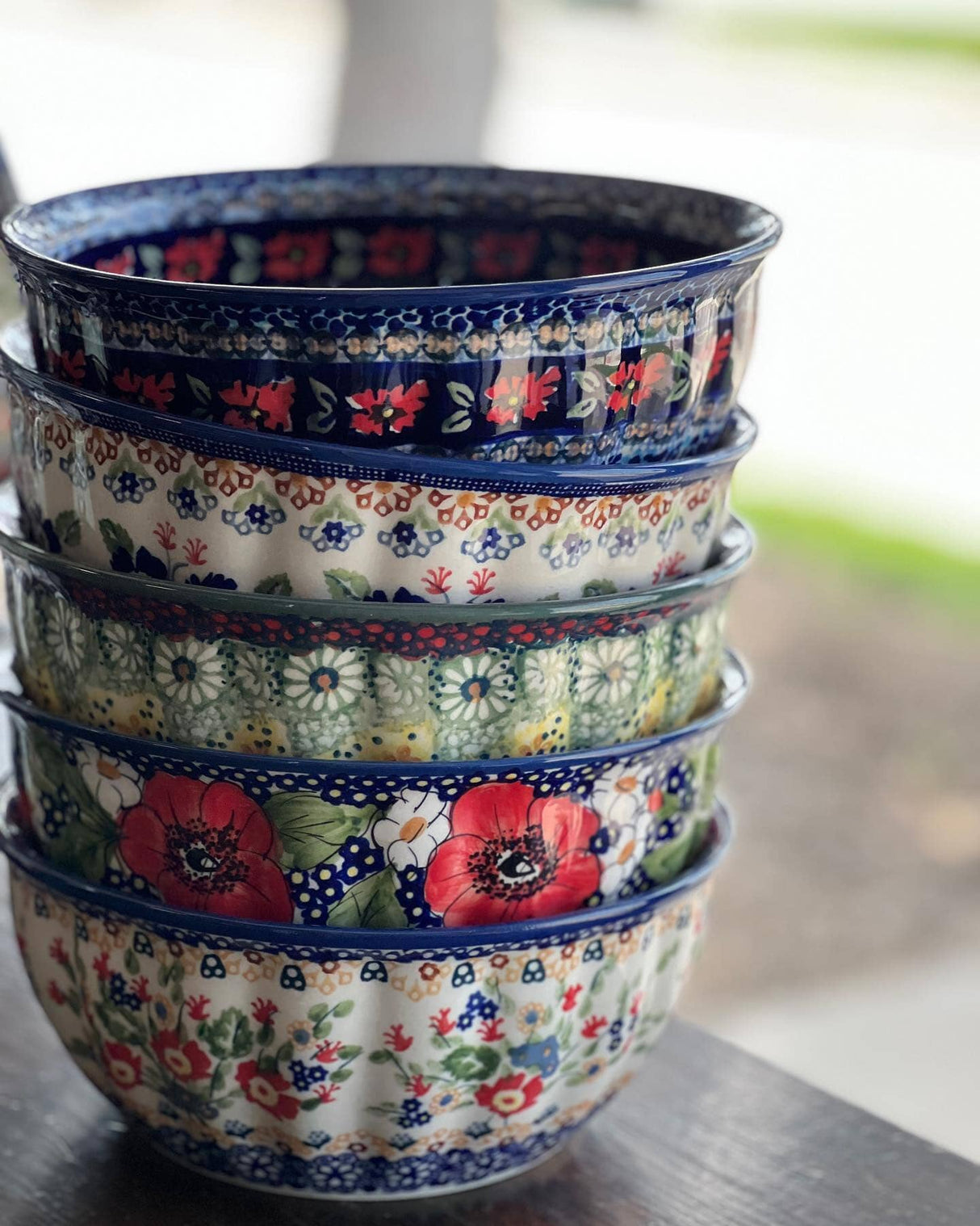 Bowl, Round, 6.5" in "Woven Pansies" by Manufaktura | M084T-RV