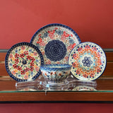 Bowl, Round, Fancy, 5.5" in "Hummingbird Harvest" by Manufaktura | C018S-JZ35