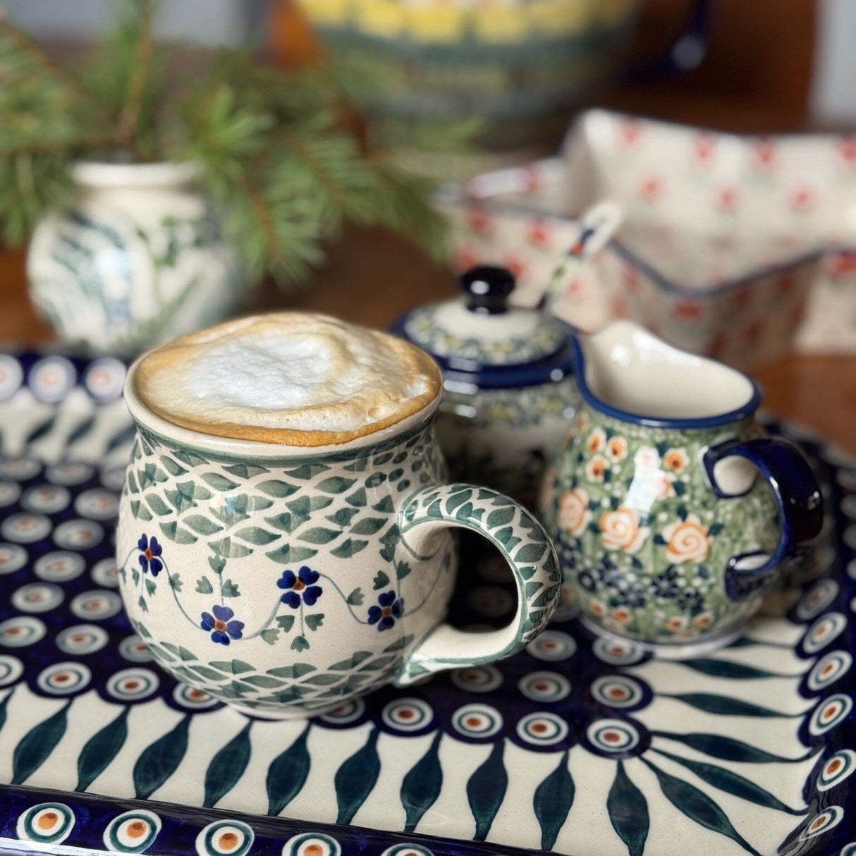 Mug, Belly Mug, 10 oz Medium in "Woven Pansies" by Manufaktura | K090T-RV