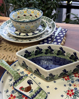 Bowl, Wedge-Shaped, 5" x 8.5" in "Bubble Blast" by Manufaktura | M048U-IZ23