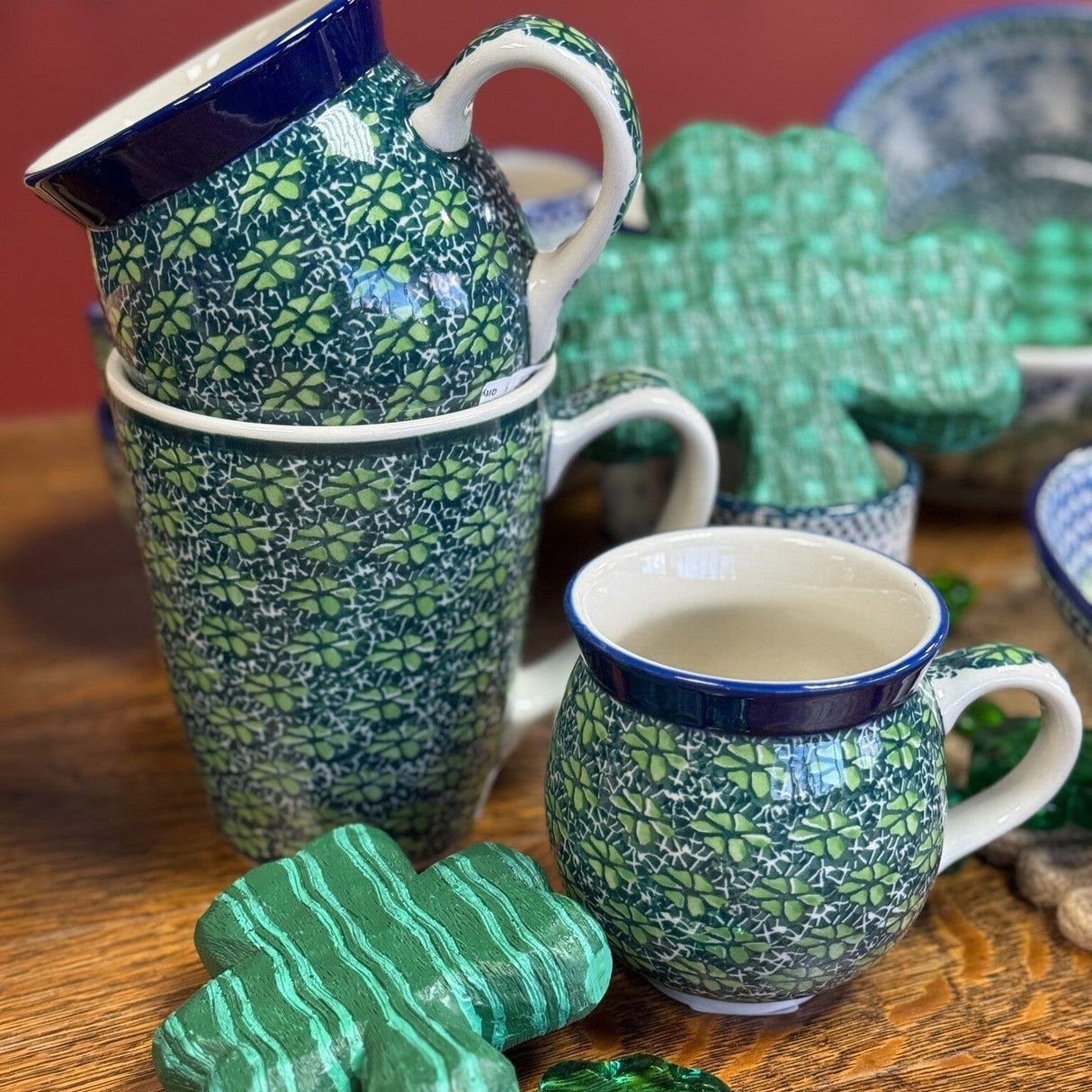 Mug, Belly Mug, 12 oz Medium in "Pride of Ireland" by Ceramika Artystyczna | A070-2461X