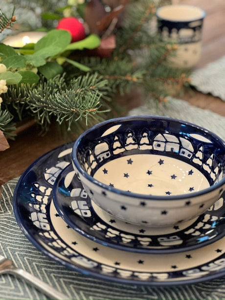 Plate, Round, Dessert, 7.25" in "Winter's Eve" by Manufaktura | T131S-IBZ