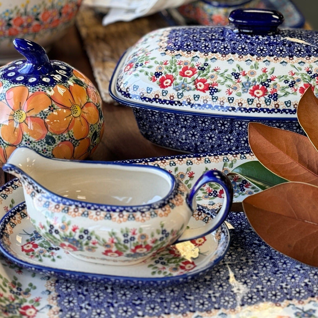Gravy Boat, 14 oz in "Kitty Cat Path" by Manufaktura | S119T-KOT6