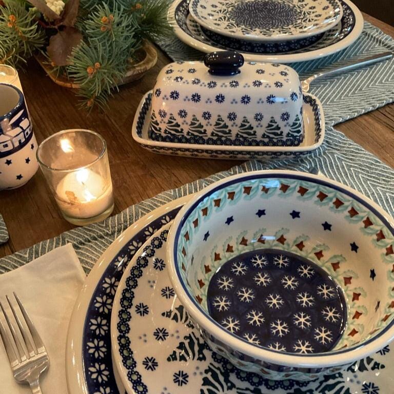 Butter Dish, American, 4" x 7.5" in "Snowy Pines" by Manufaktura | M074T-U22