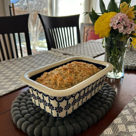 Baker, Bread, 9.5" x 6" in "Floral Peacock" by Manufaktura | Z150T-54KK