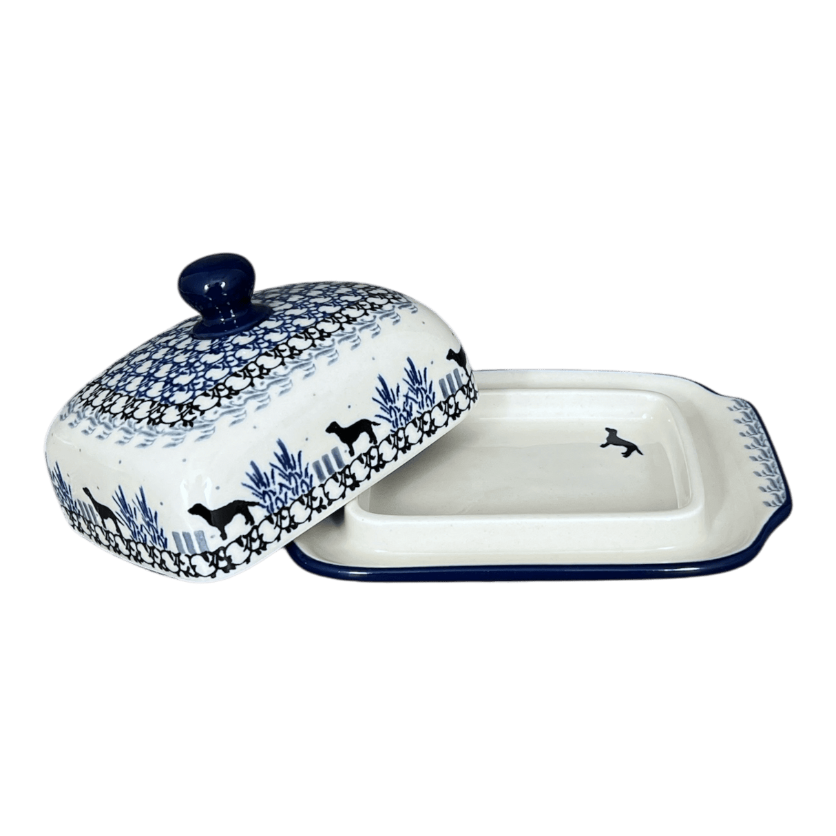 Butter Dish, 7" x 5.5" in "Labrador Loop" by Ceramika Artystyczna | A295-2862X