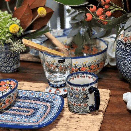 Mug, Straight Mug, 12 oz in "Blue Daisy Spiral" by Andy | NDA25-38