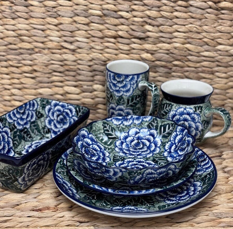 Plate, Round, Dinner, 10" in "Blue Dahlia" by Ceramika Artystyczna | A257-U1473