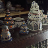 Cookie Jar, Santa, 12" in "Scarlet Daisy" by Manufaktura | P060U-AS73