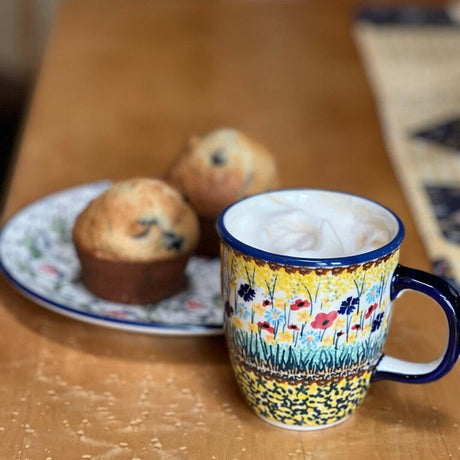 Mug, Mars Mug, 10oz Small in "Daisy Bouquet" by Manufaktura | K081S-TAB3