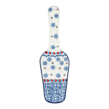 Slice Server, 2.5" x 7.5" in "Snowflake Love" by Manufaktura | L005U-PS01