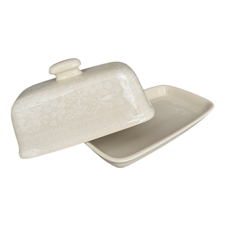 Butter Dish, American, 4" x 7.5" in "Duet in Lace" by Manufaktura | M074S-SB02