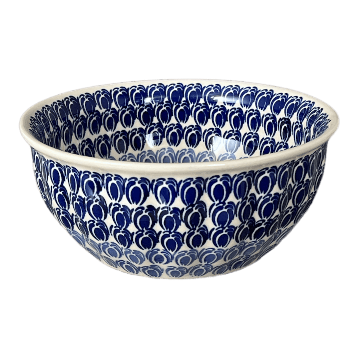 Bowl, Round, 7.75" in "Tulip Blues" by Manufaktura | M085T-GP16