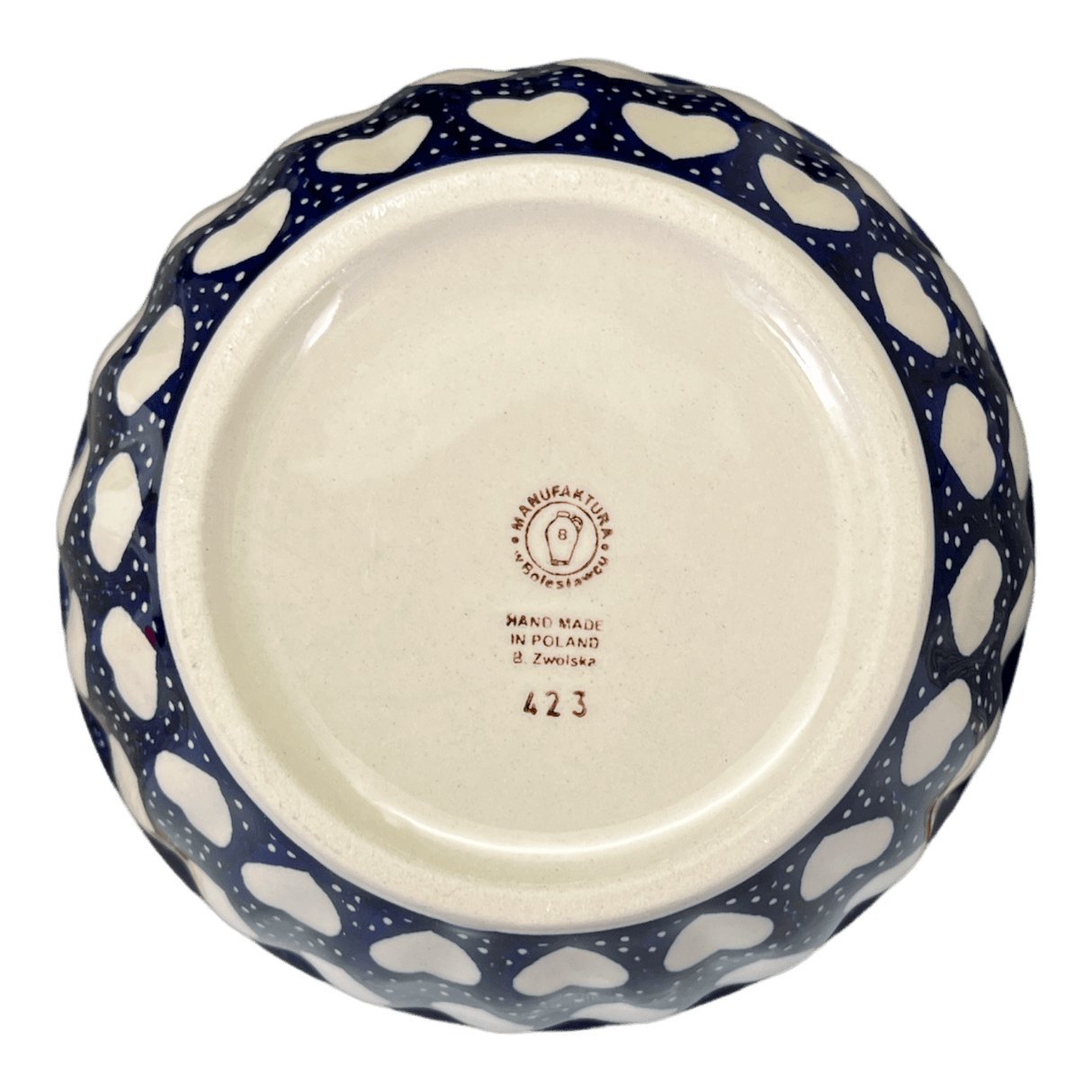 Bowl, Round, 7.75" in "Sea of Hearts" by Manufaktura | M085T-SEA