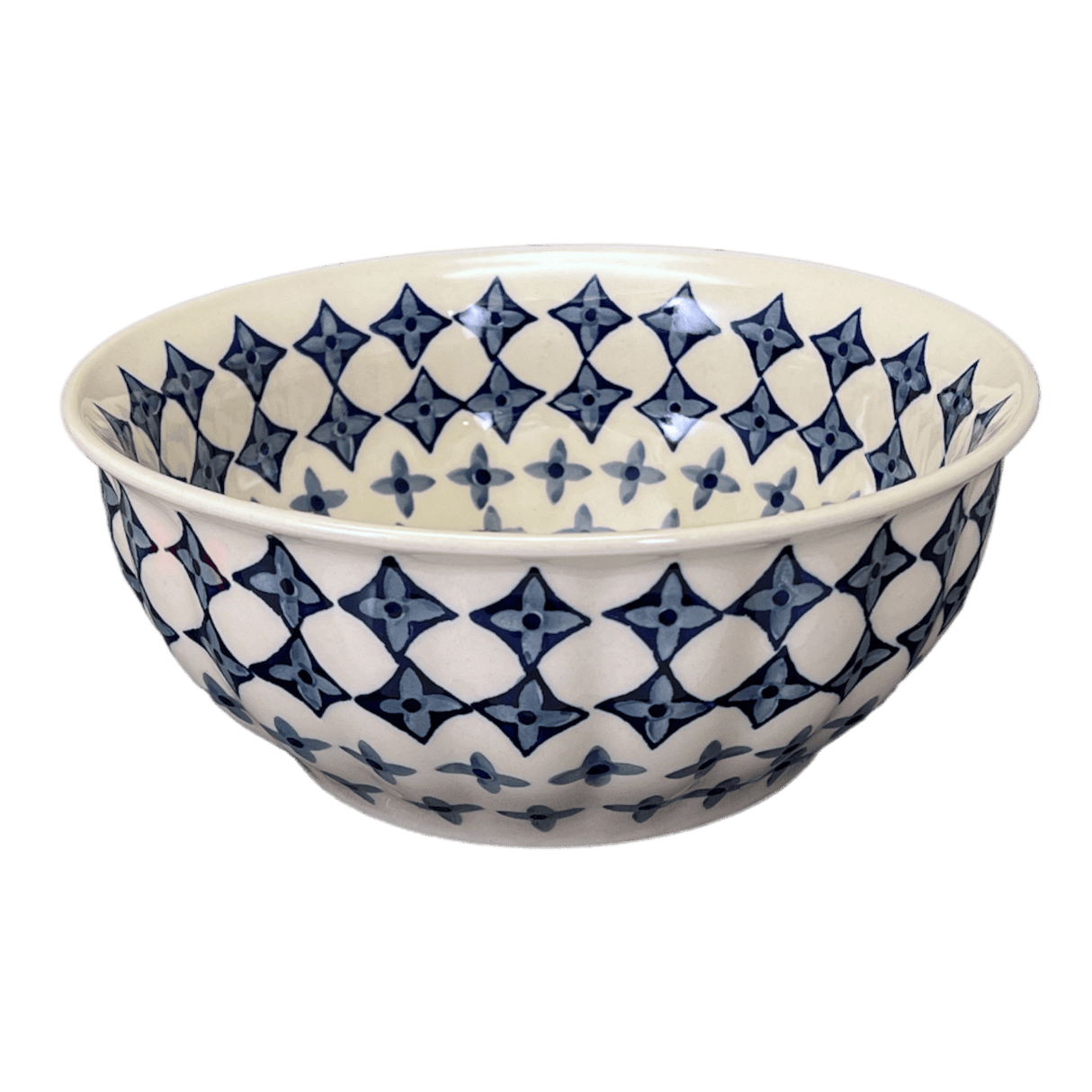 Bowl, Round, 9" Bowl in "Field of Diamonds" by Manufaktura | M086T-ZP04