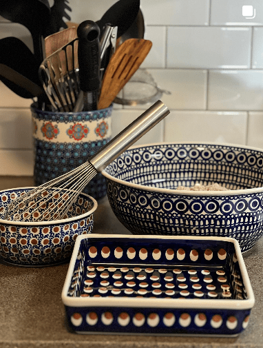 Bowl, Round, 11" in "Bouquet in a Basket" by Manufaktura | M087S-JZK