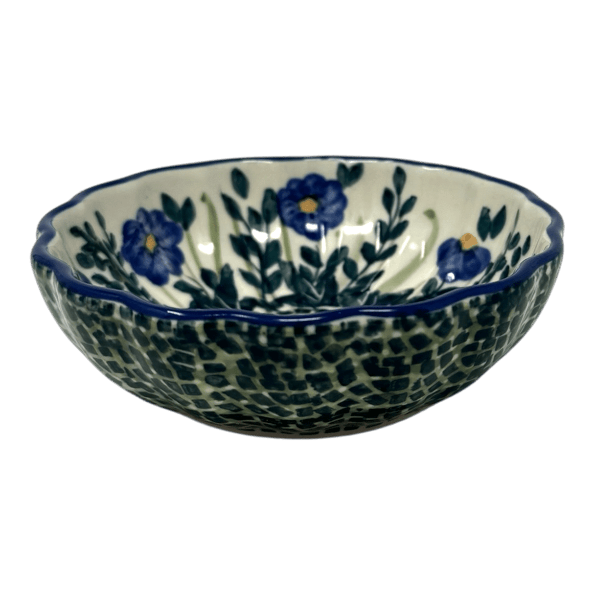 Bowl, Round, Blossom, 4.75" in "Bouncing Blue Blossoms" by Manufaktura | M094U-IM03