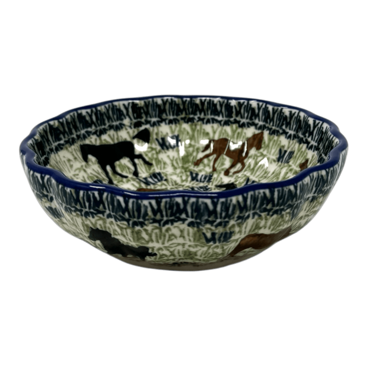 Bowl, Round, Blossom, 4.75" in "On the Range" by Manufaktura | M094U-INK2