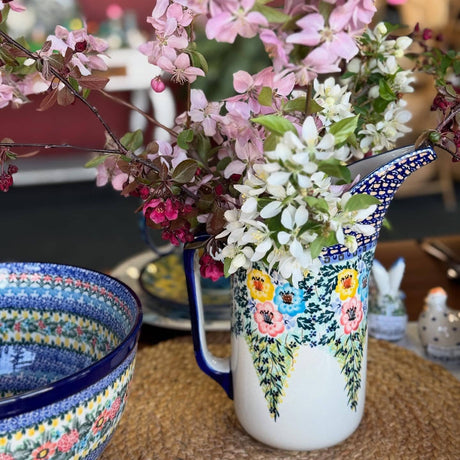 Pitcher, Fancy, 1.5 Liter in "Brilliant Garland" by Manufaktura | D084S-WK79