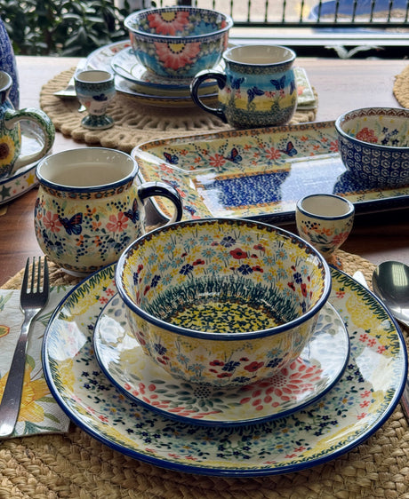 Bowl, Round, 5.5" in "Sunlit Wildflowers" by Manufaktura | M083S-WK77