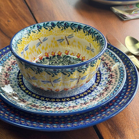 Bowl, Round, 5.5" in "Zinnia Bouquet" by Manufaktura | M083S-IS05