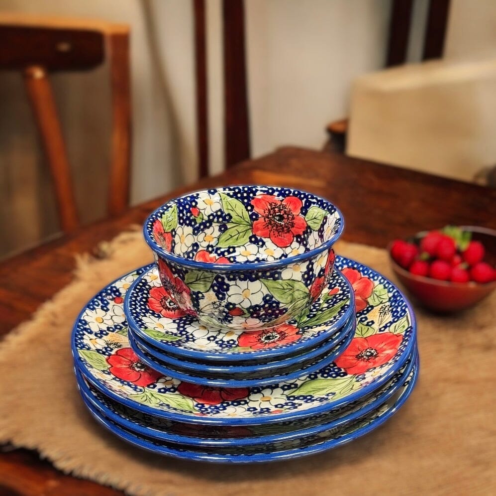Bowl, Round, 5.5" in "Poppies & Posies" by Manufaktura | M083S-IM02