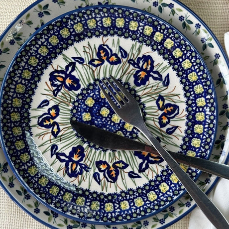 Plate, Round, Salad, 8.5" in "Iris" by Manufaktura | T134S-BAM