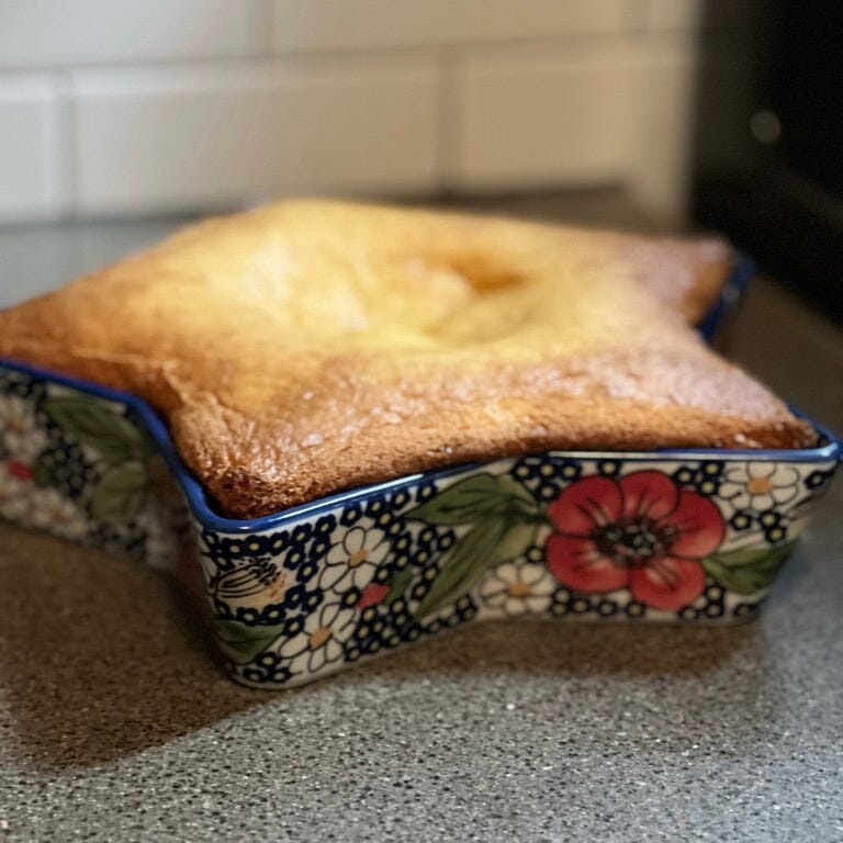 Baker, Star-Shaped, 10" in "Poppies & Posies" by Manufaktura | M045S-IM02