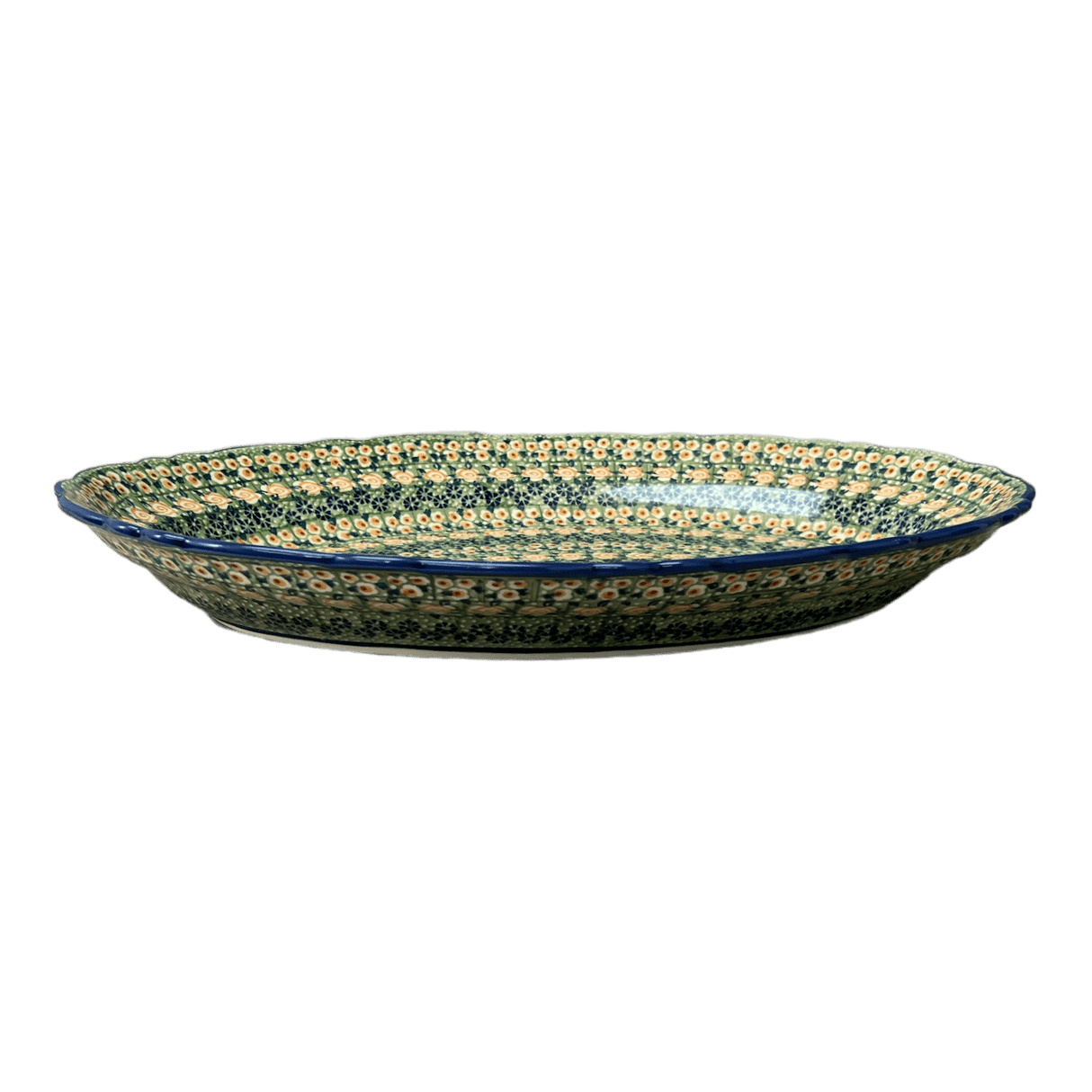 Platter, Oval, Scalloped, 16.75" x 12.25" Large in "Perennial Garden" by Manufaktura | P165S-LM