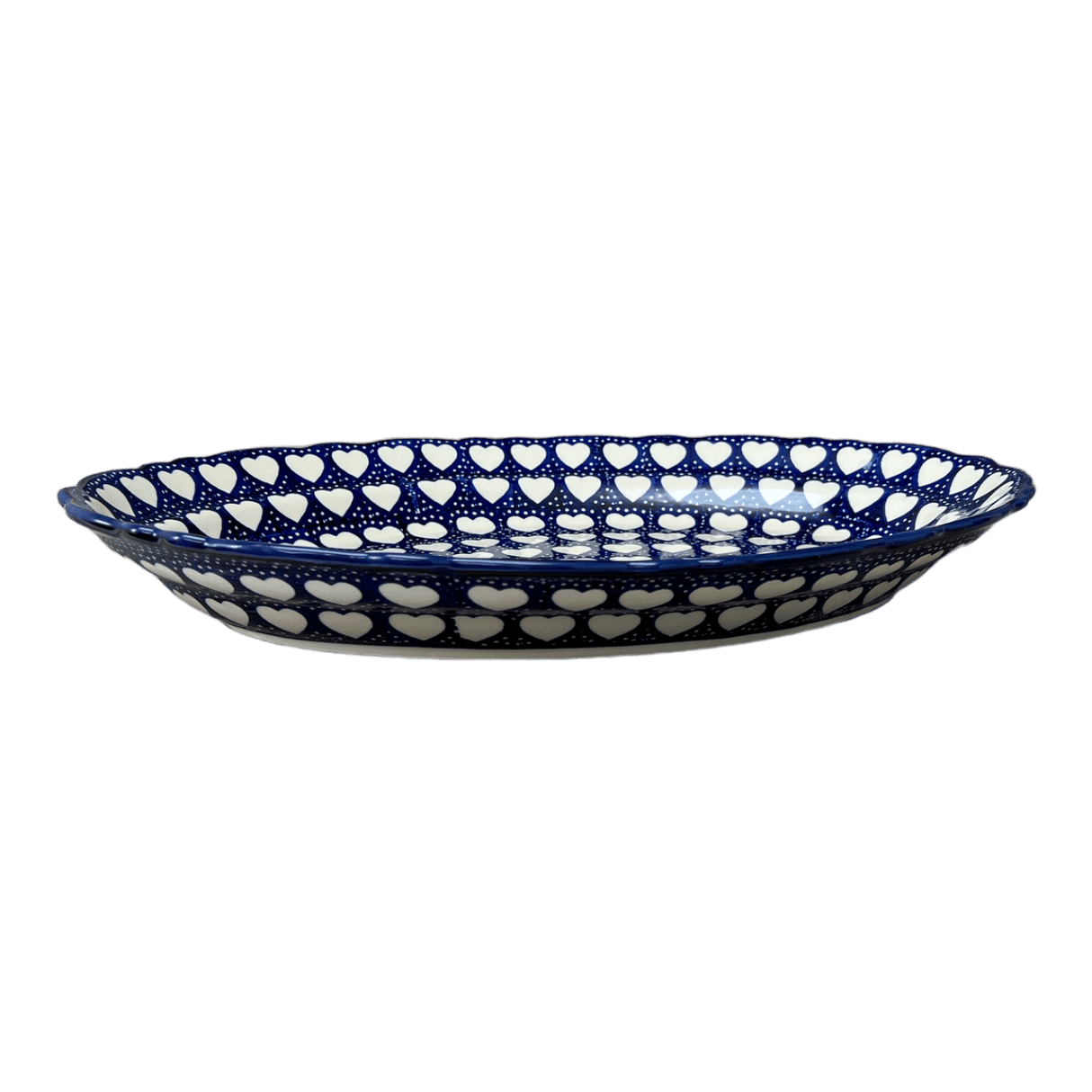 Platter, Oval, Scalloped, 16.75" x 12.25" Large in "Sea of Hearts" by Manufaktura | P165T-SEA