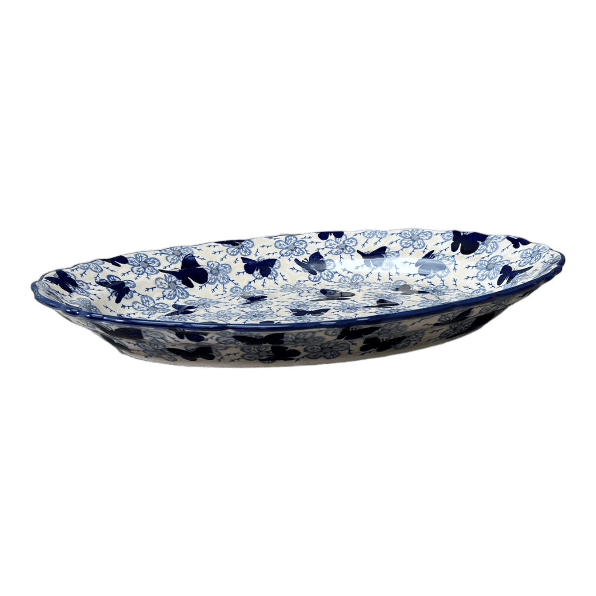 Platter, Oval, Scalloped, 16.75" x 12.25" Large in "Blue Butterfly" by Manufaktura | P165U-AS58