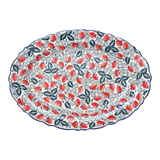 Platter, Oval, Scalloped, 16.75" x 12.25" Large in "Strawberry Fields" by Manufaktura | P165U-AS59