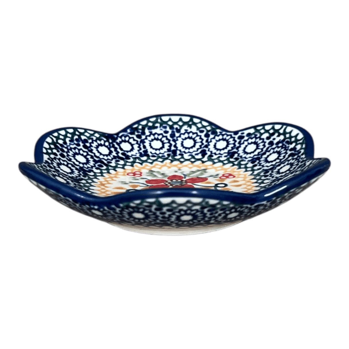 Bowl, Scalloped, Shallow, 4.25", (P205) in "Ruby Bouquet" by Manufaktura | P205S-DPCS
