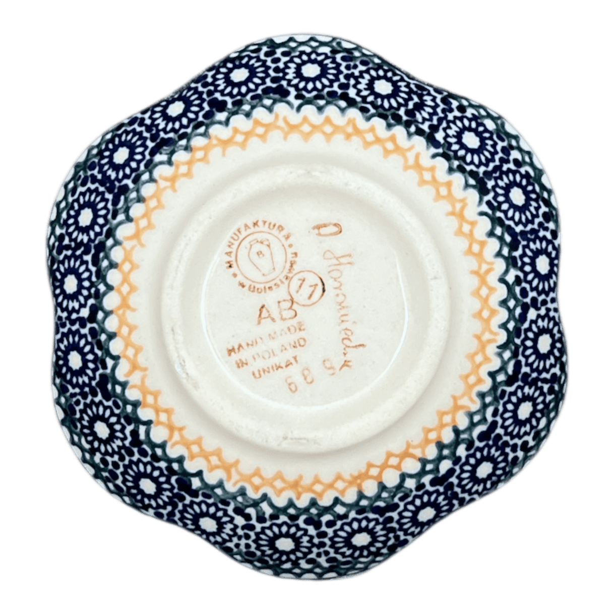 Bowl, Scalloped, Shallow, 4.25", (P205) in "Ruby Bouquet" by Manufaktura | P205S-DPCS
