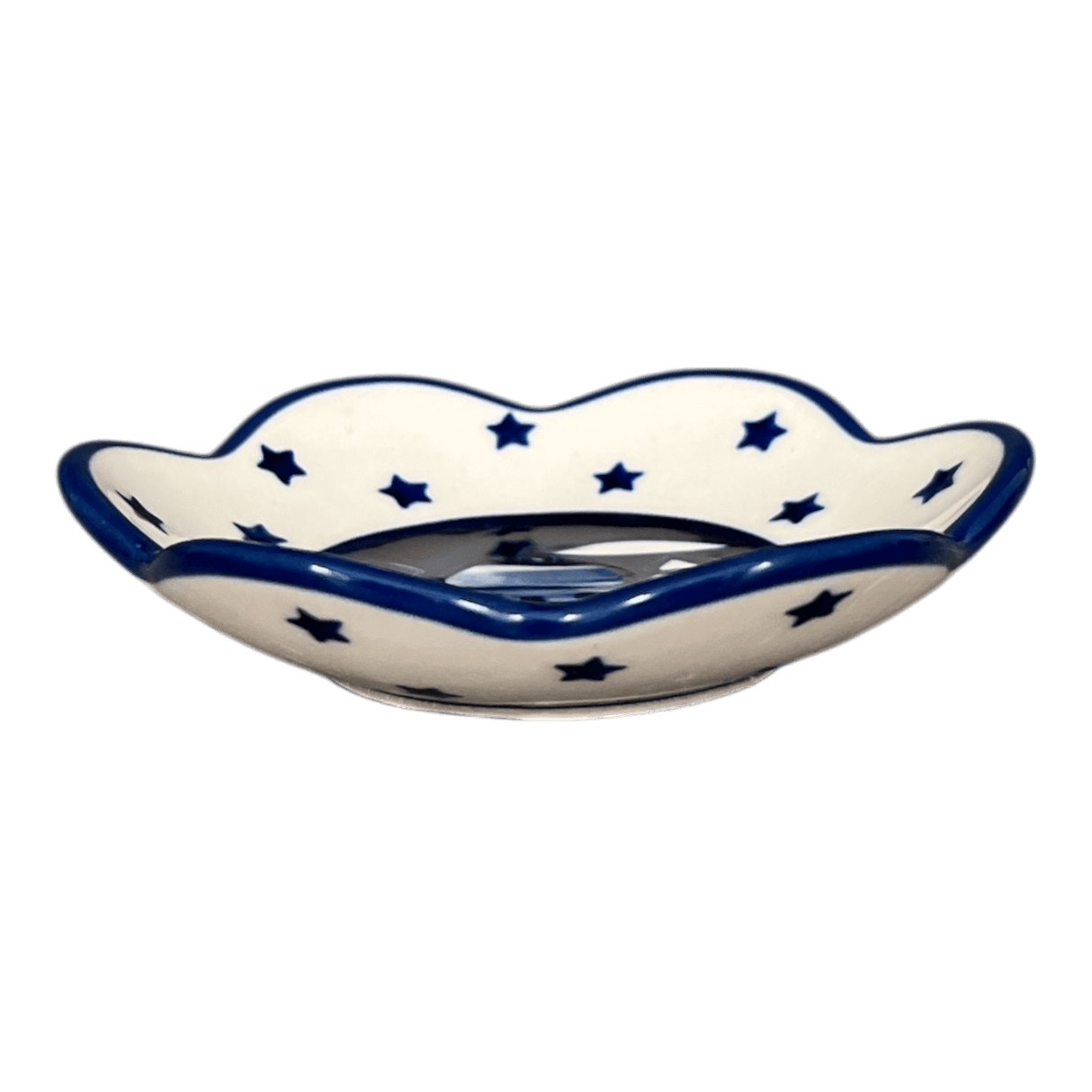 Bowl, Scalloped, Shallow, 4.25", (P205) in "Winter's Eve" by Manufaktura | P205S-IBZ