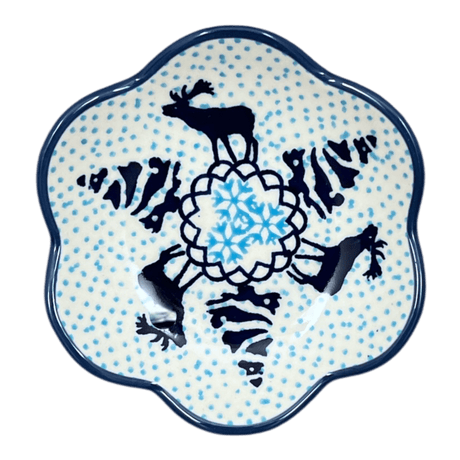Bowl, Scalloped, Shallow, 4.25", (P205) in "Peaceful Season" by Manufaktura | P205T-JG24