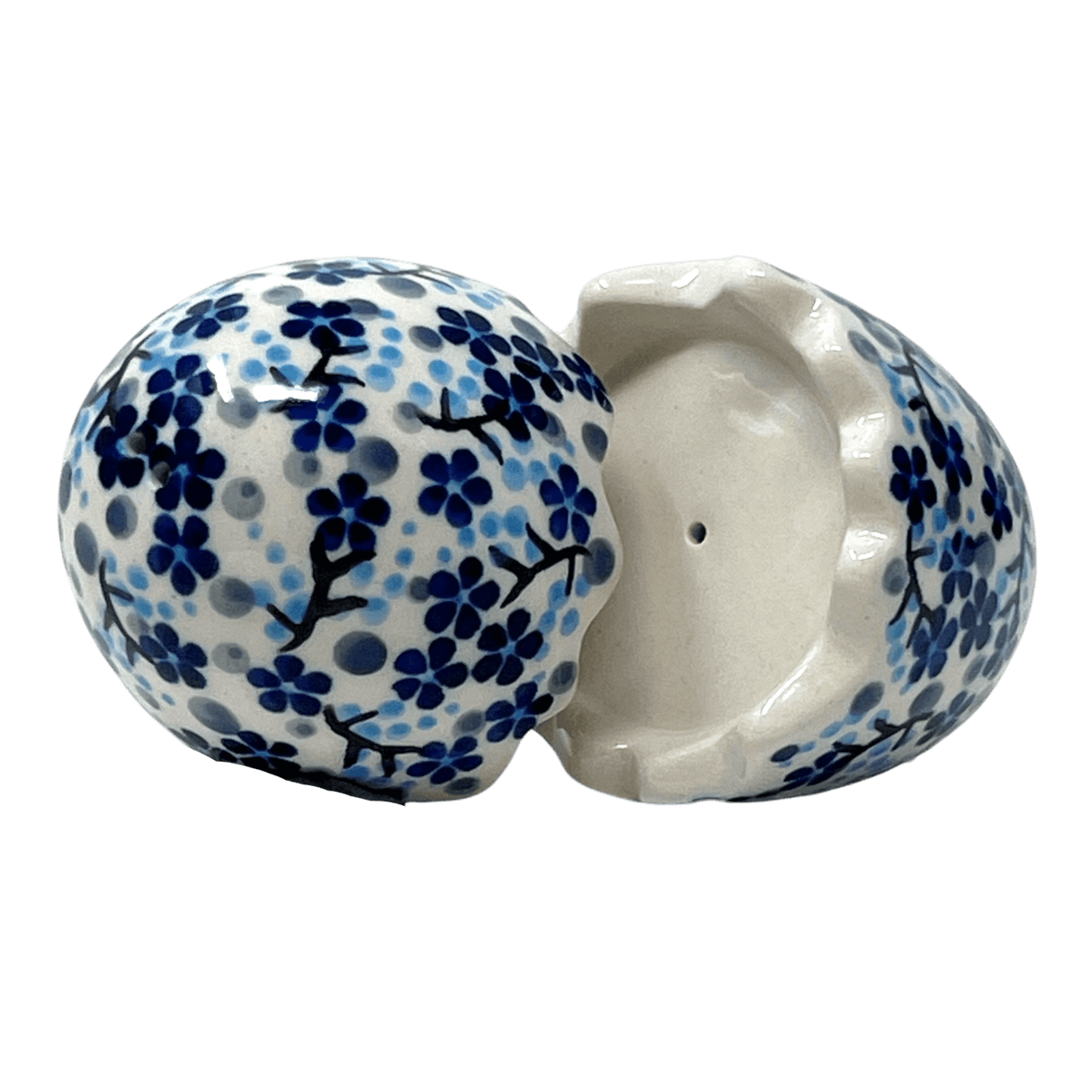 Salt & Pepper, Egg, 3" in "Scattered Blues" by Manufaktura | S115S-AS45