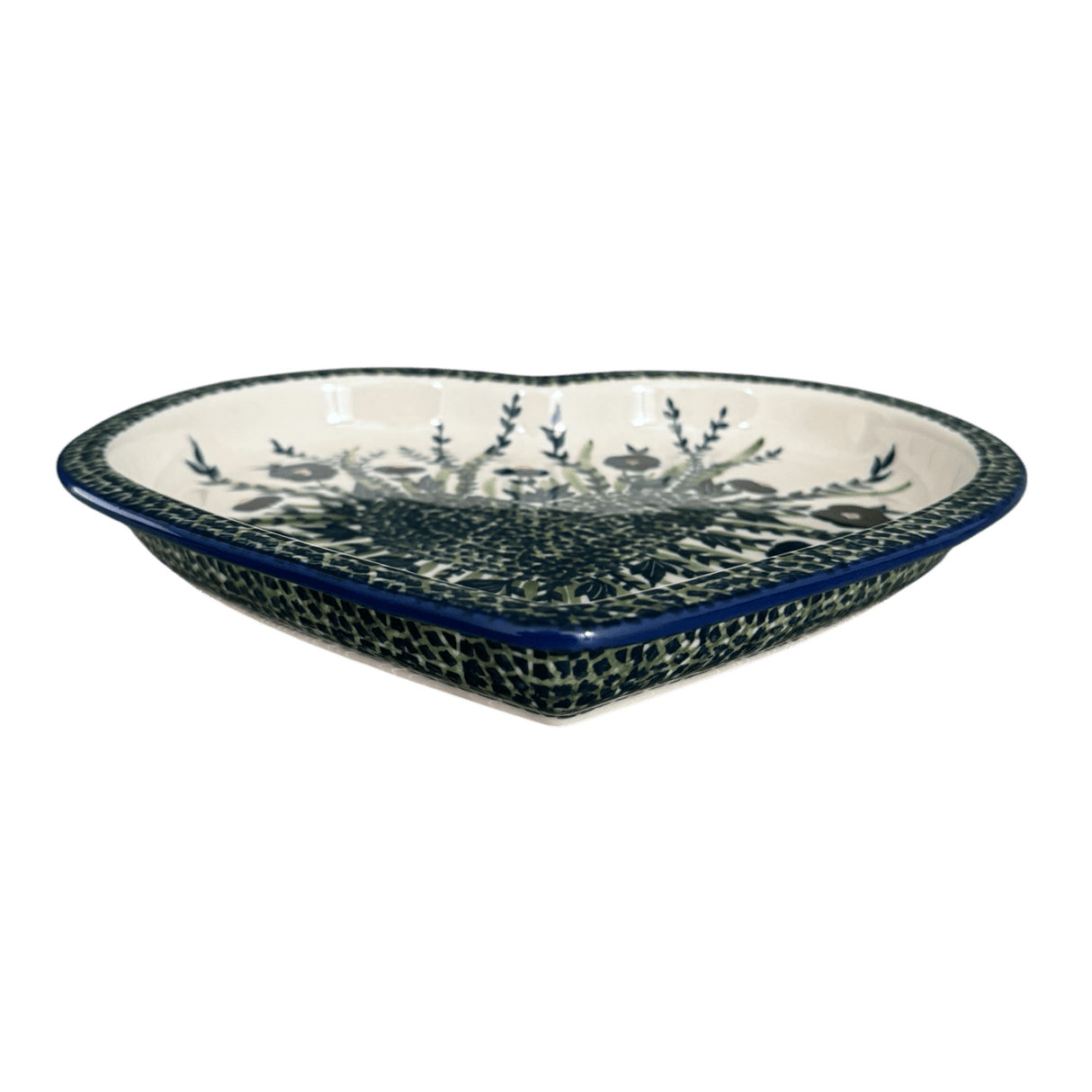 Plate, Heart-Shaped, 10.25" in "Bouncing Blue Blossoms" by Manufaktura | T118U-IM03
