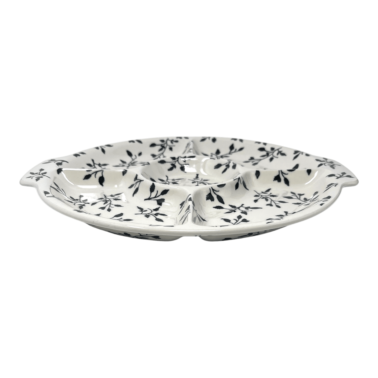 Plate, Round, Divided, 12.5" in "Black Spray" by Manufaktura | T138T-LISC