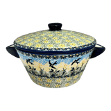 Soup Tureen, 1.25 Quart in "Soaring Swallows" by Manufaktura | W052S-WK57