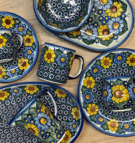 Mug, Straight Mug, 12 oz, WR (WR14E) in "Bed of Blossoms" by W.R. Ceramika | WR14E-KG2
