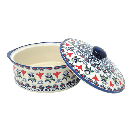 Baker, Round, with Lid, Deep, 8" in "Scandinavian Scarlet" by Manufaktura | Z128U-P295