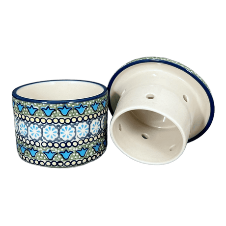 Butter Crock, 4.5" in "Blue Bells" by Manufaktura | M136S-KLDN