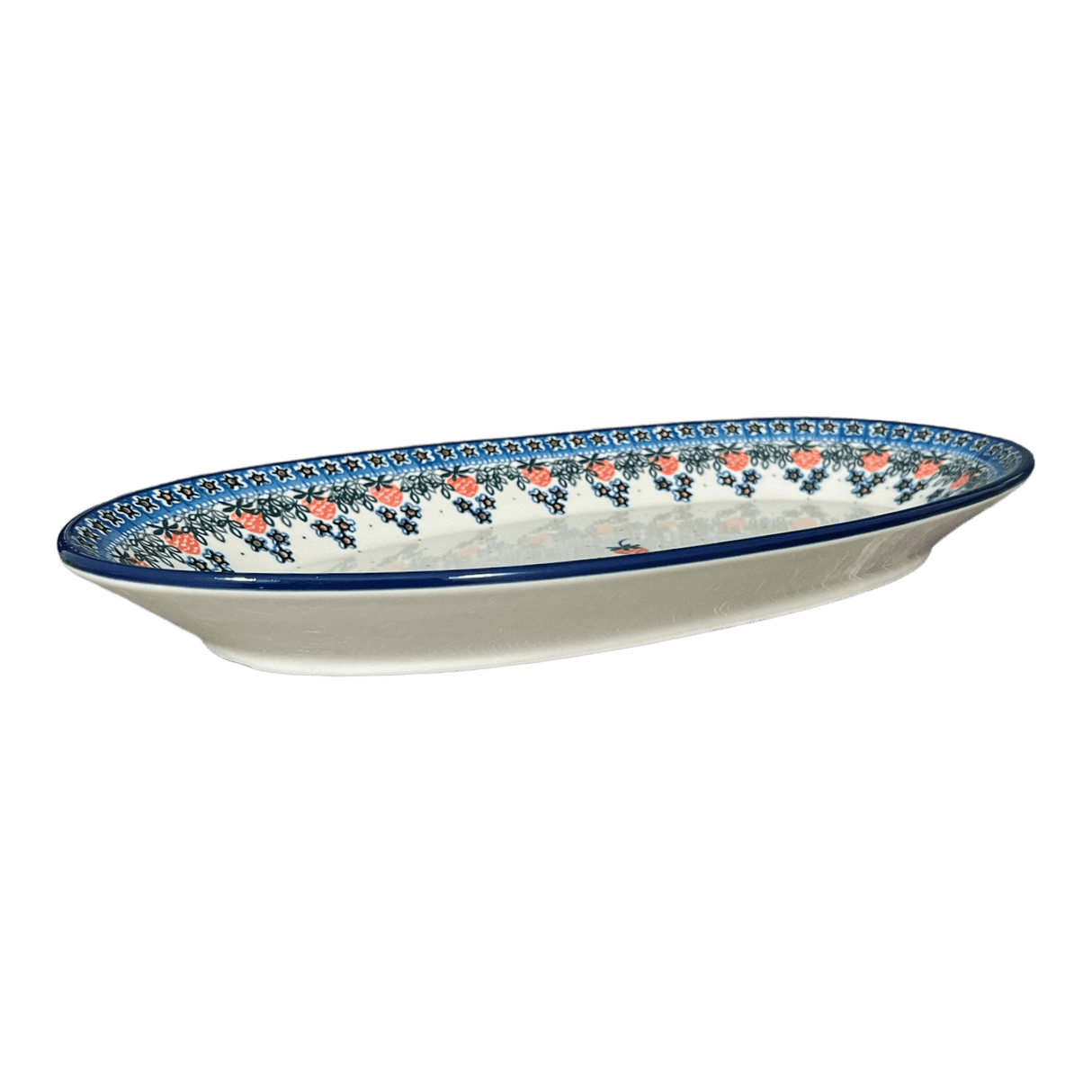 Platter, Oval, 17.5" in "Strawberry Patch" by Ceramika Artystyczna | A200-721X