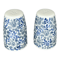 A picture of a Polish Pottery 3.75" Salt and Pepper (English Blue) | S086U-AS53 as shown at PolishPotteryOutlet.com/products/3-75-salt-and-pepper-english-blue-s086u-as53