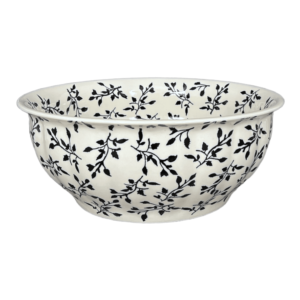 Bowl, Round, 11" in "Black Spray" by Manufaktura | M087T-LISC