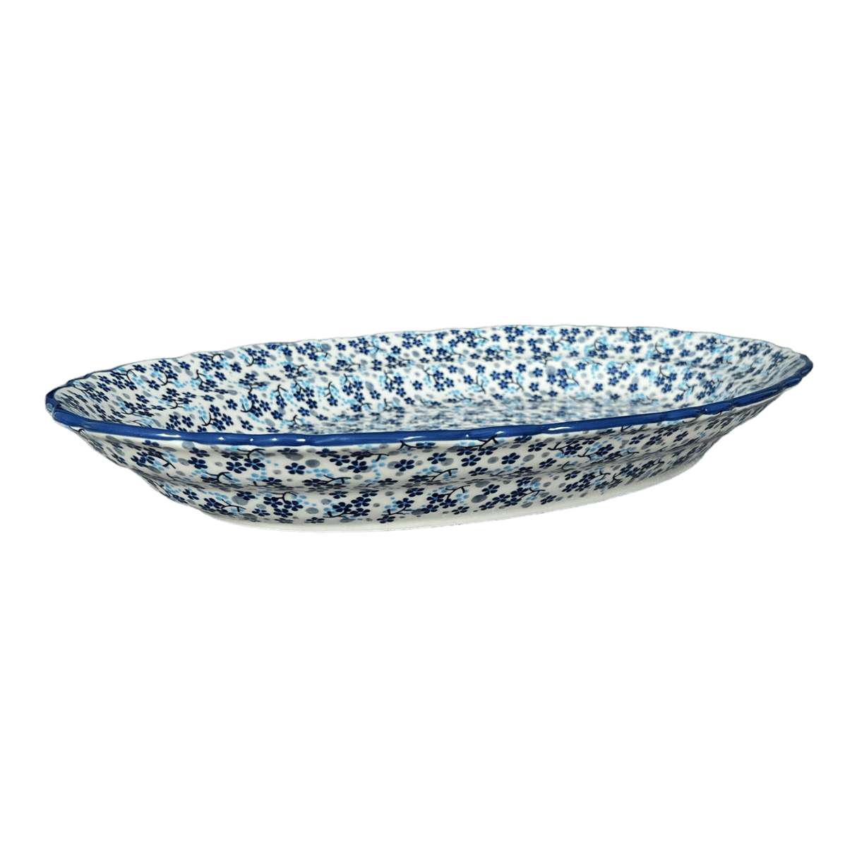 Platter, Oval, Scalloped, 16.75" x 12.25" Large in "Scattered Blues" by Manufaktura | P165S-AS45