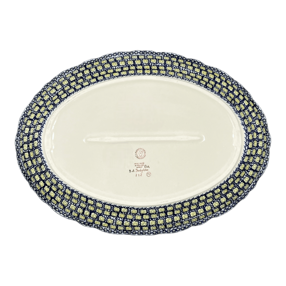 Platter, Oval, Scalloped, 16.75" x 12.25" Large in "Iris" by Manufaktura | P165S-BAM